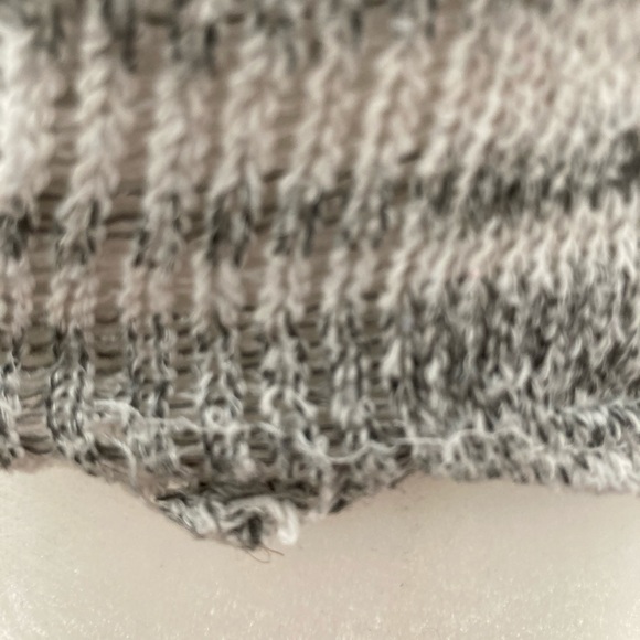 Charlotte Russe long sleeve knit sweater - Picture 5 of 5